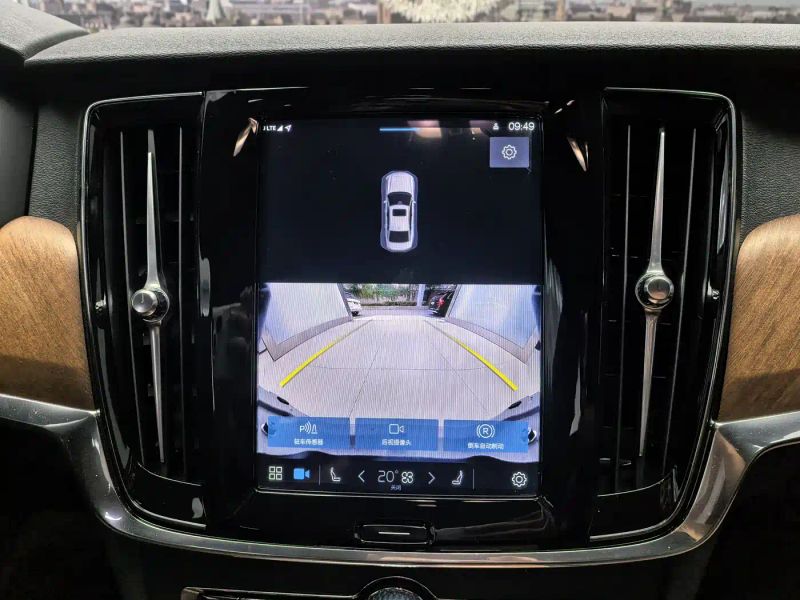 Volvo S90