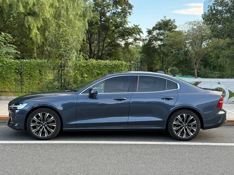 Volvo S60
