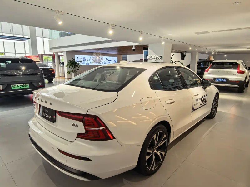 Volvo S60