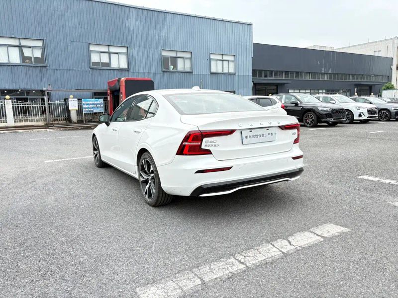 Volvo S60