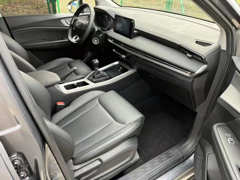 wuling jiachen