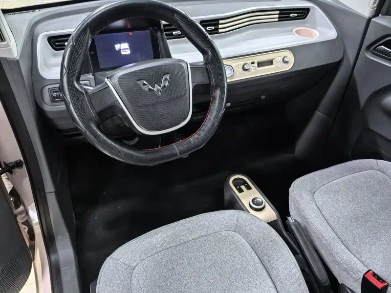 wuling miniev