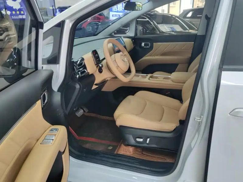 wuling 730
