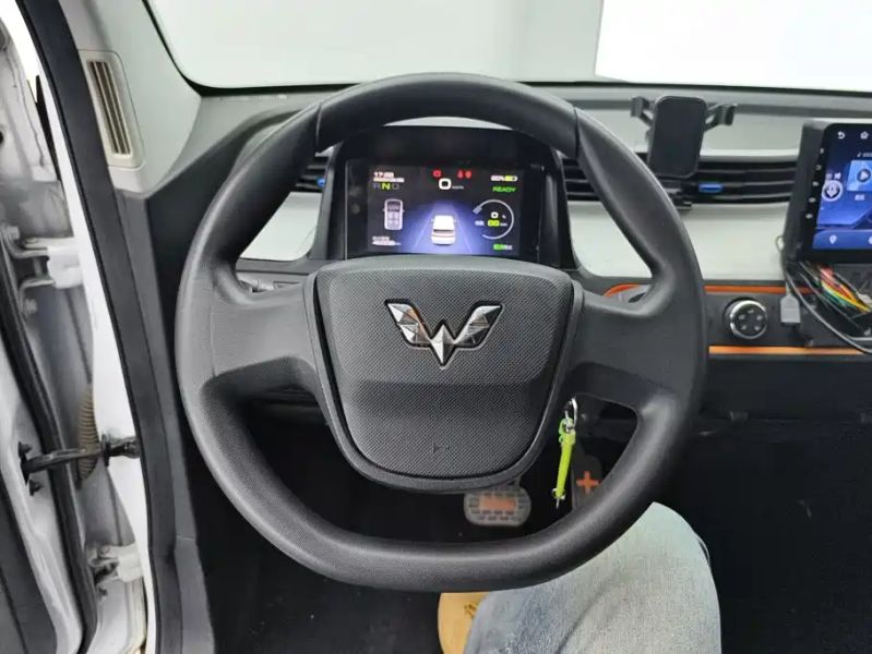 wuling miniev