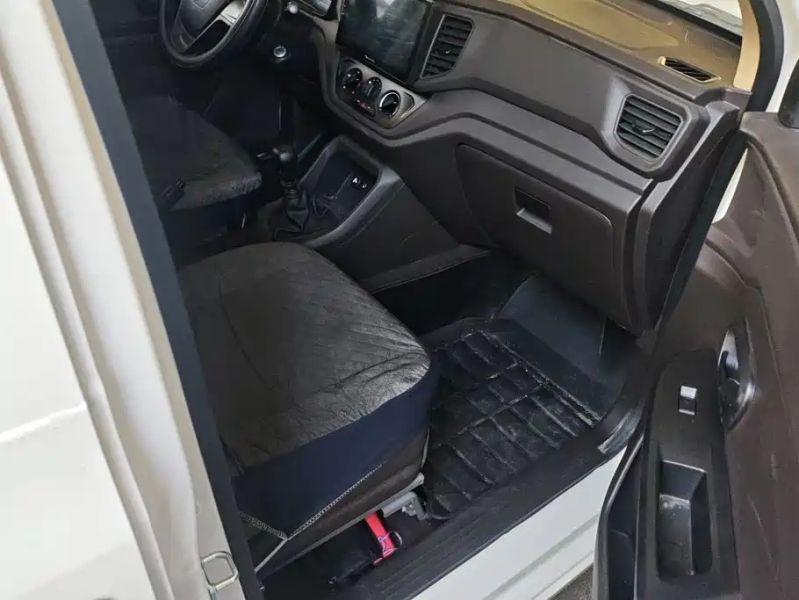 wuling hongguangv