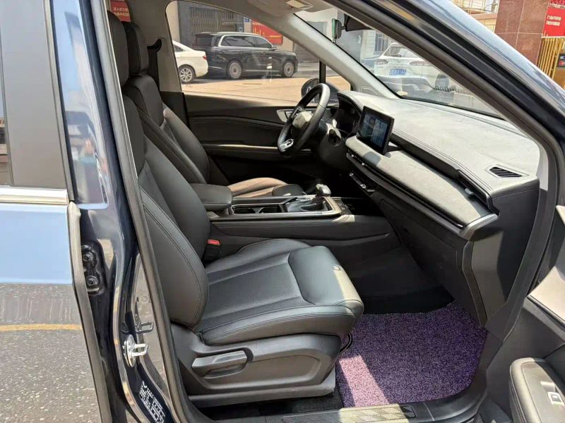 wuling jiachen