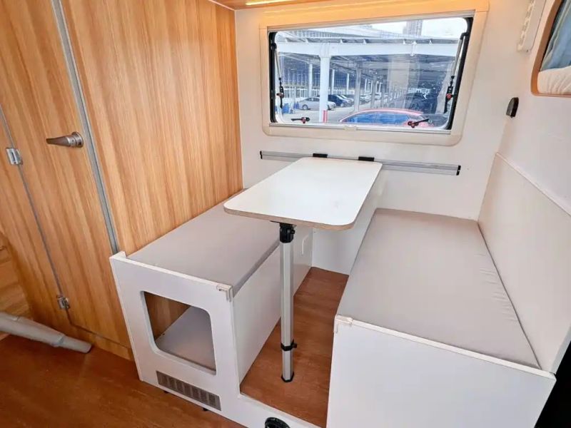 Isuzu motorhome