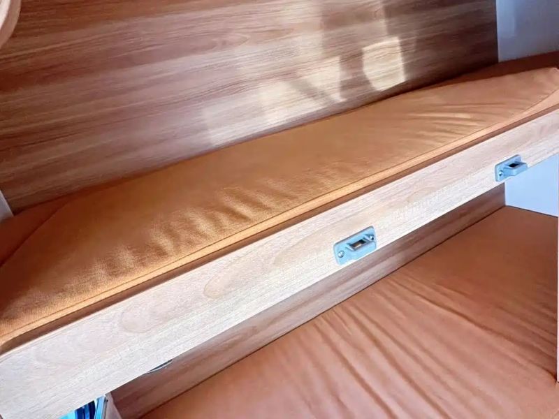 Isuzu motorhome