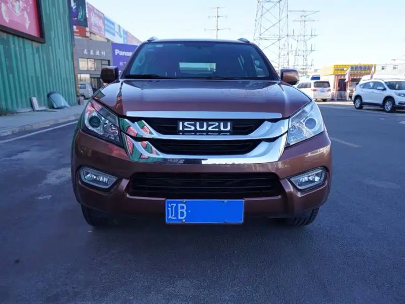 Isuzu muyu_xia