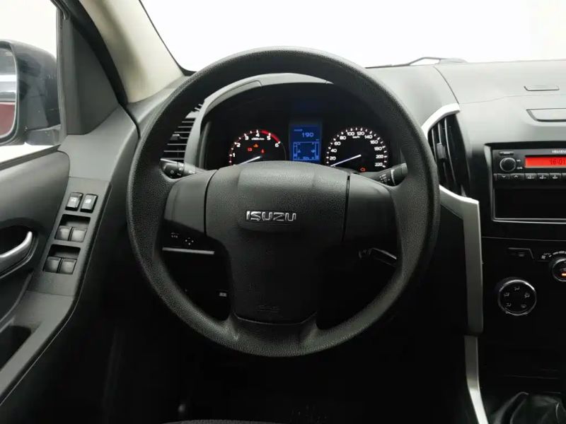 Isuzu d-max