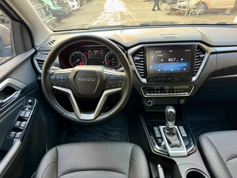 Isuzu d-max