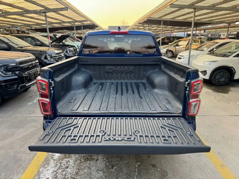 Isuzu d-max