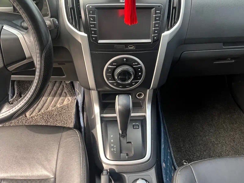 Isuzu d-max