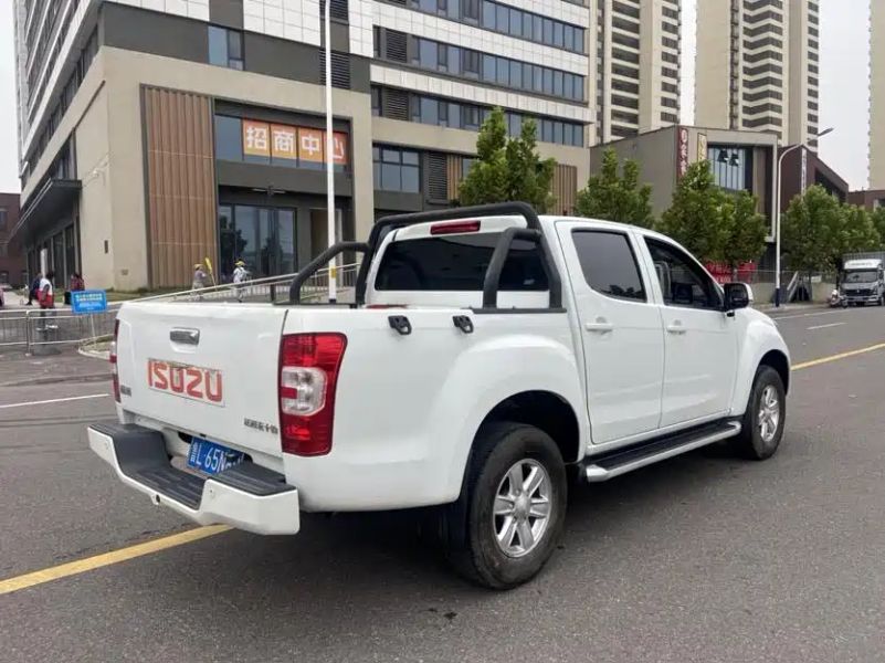 Isuzu remex