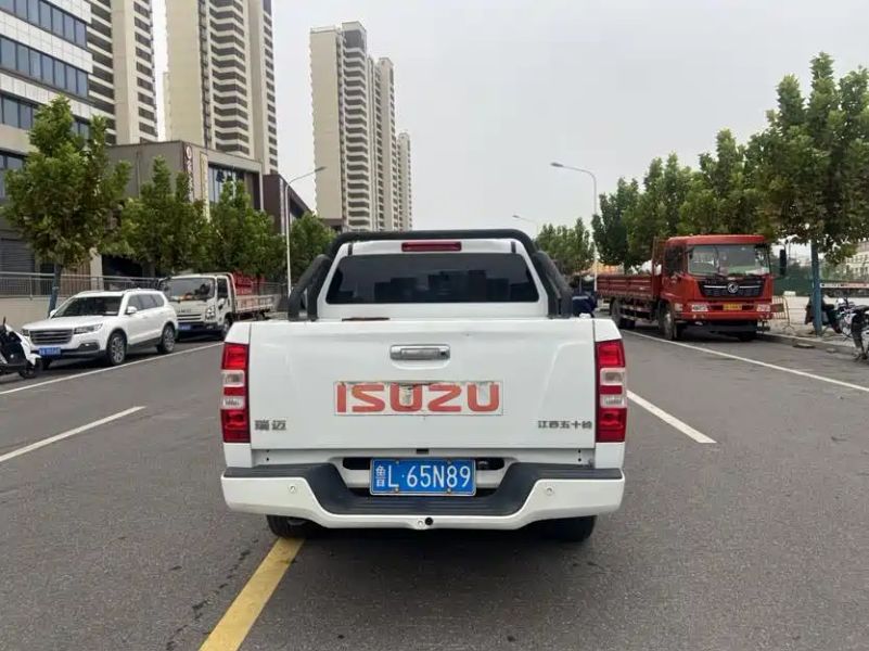 Isuzu remex