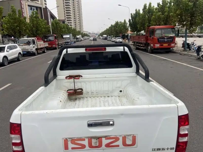Isuzu remex