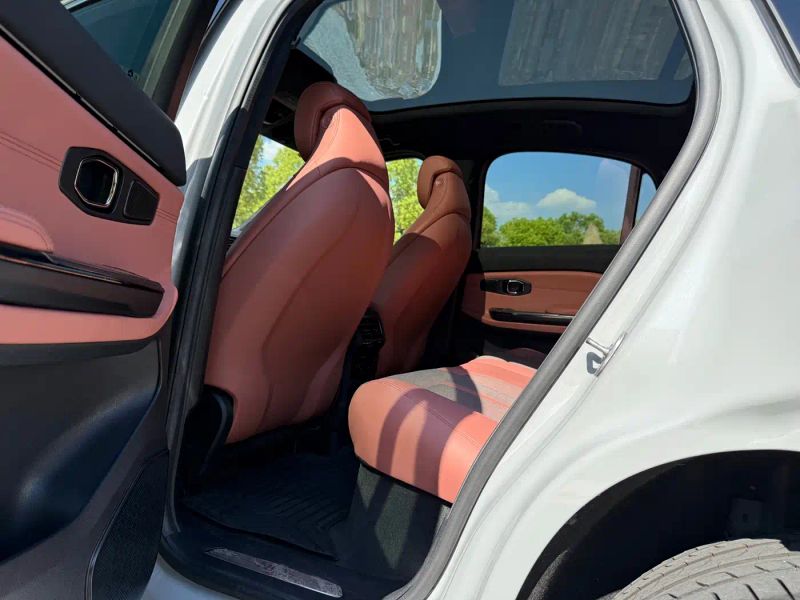 Nio ec6