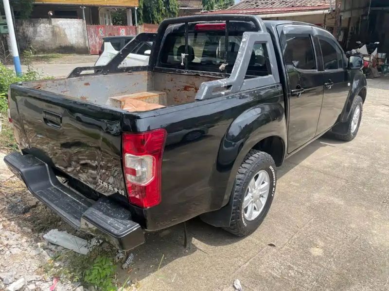 Isuzu remex