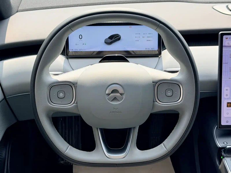 Nio et5t