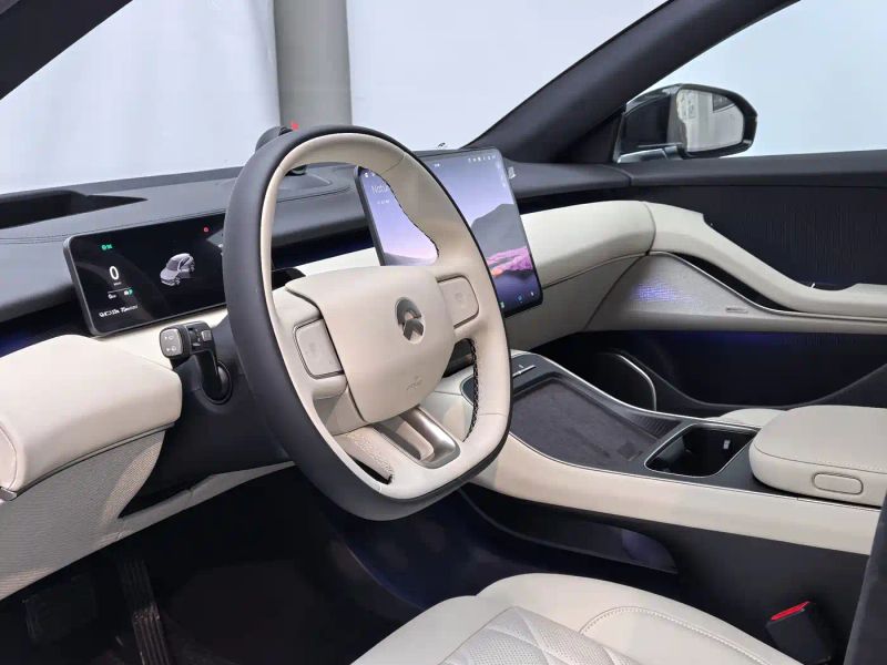 Nio et5t