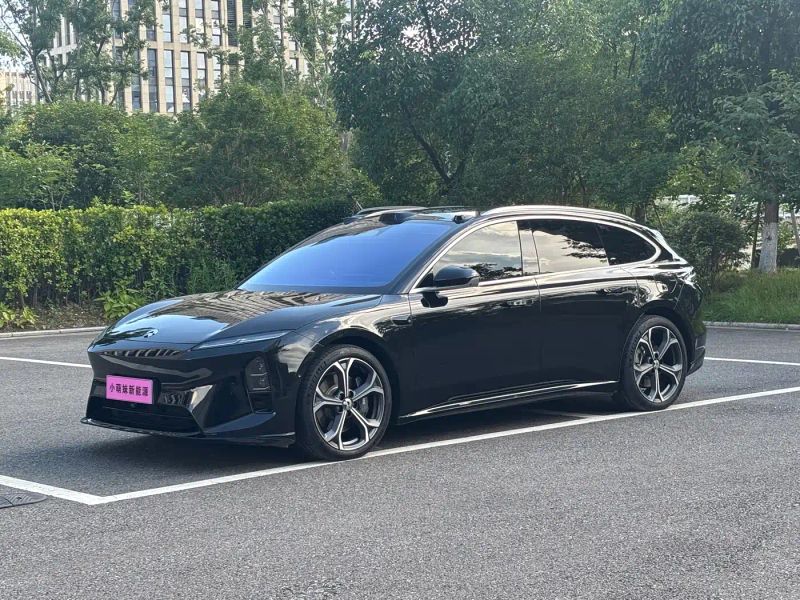 Nio et5t