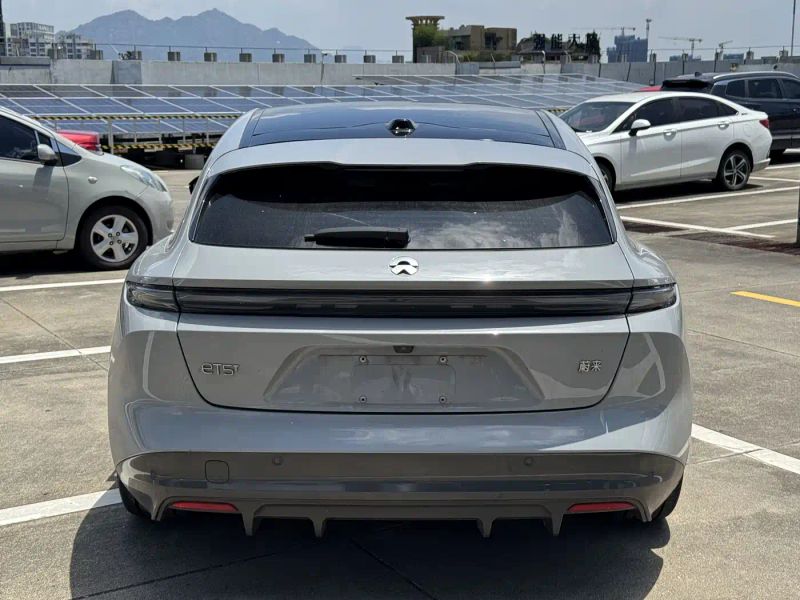 Nio et5t