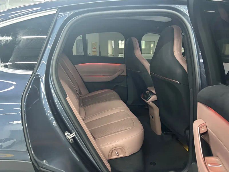 Nio ec6