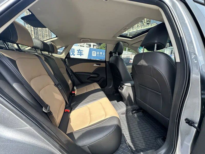 Chevrolet buick_verano