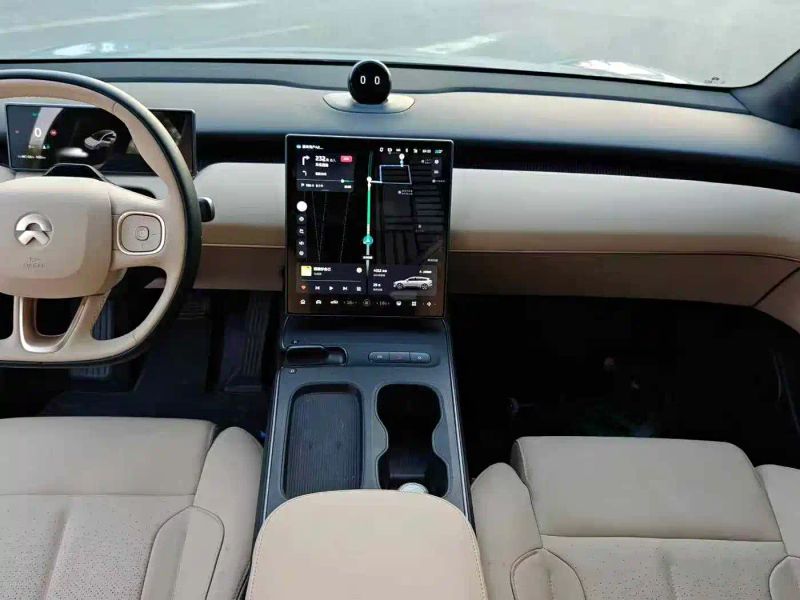 Nio et5t