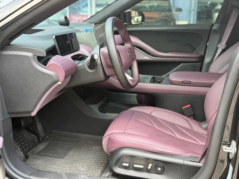 Nio et5t
