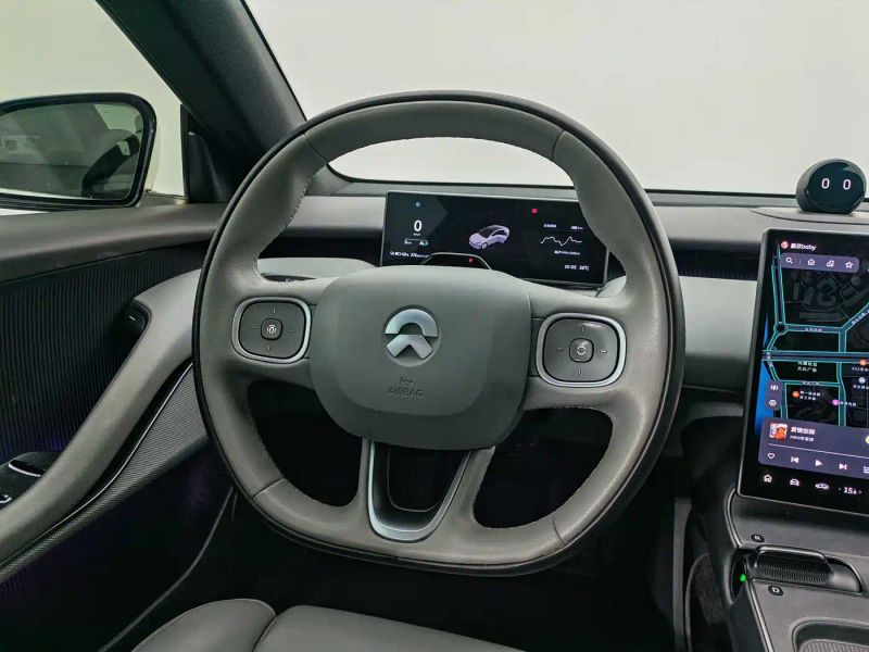 Nio et5