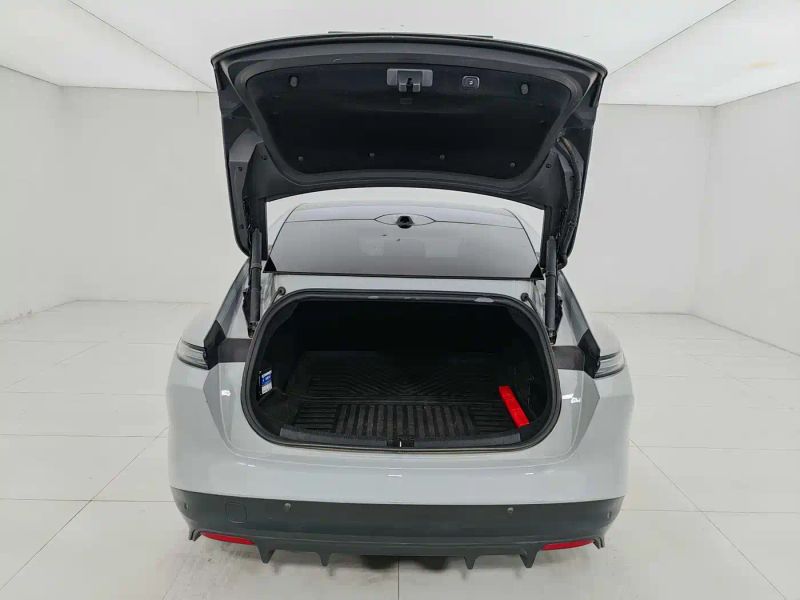 Nio et5