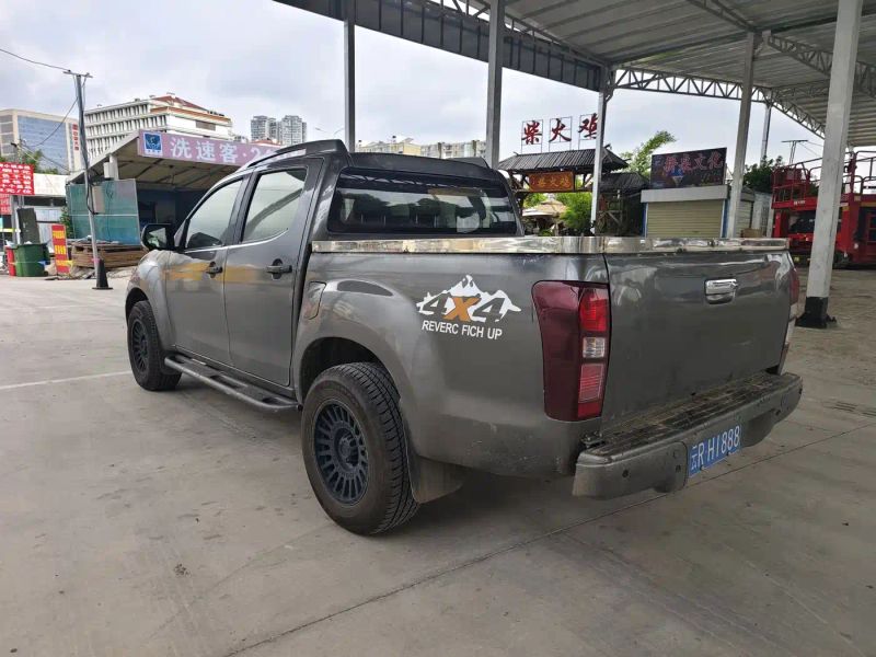 Isuzu d-max