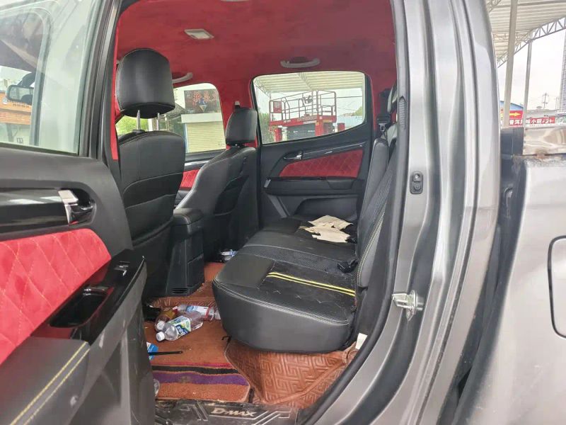 Isuzu d-max