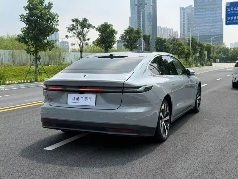 Nio et7