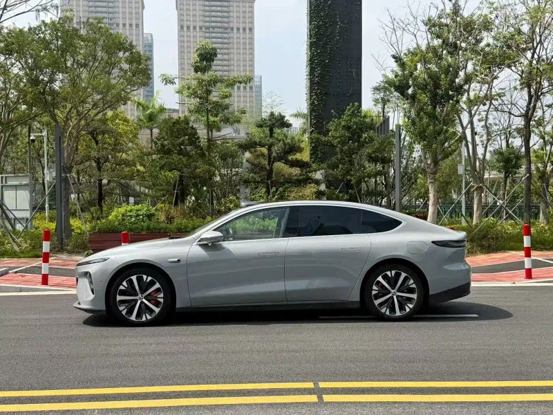 Nio et7