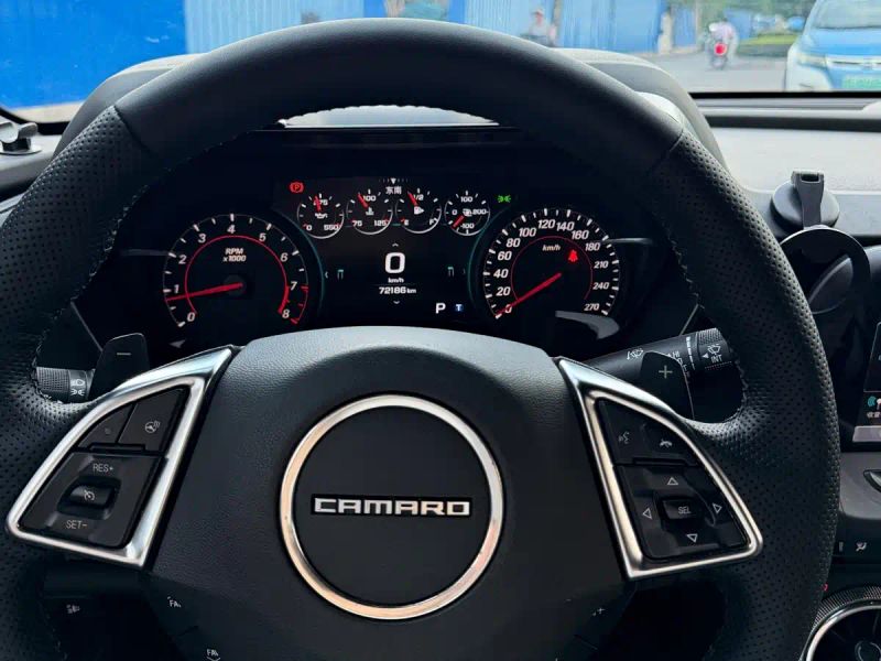 Chevrolet camaro