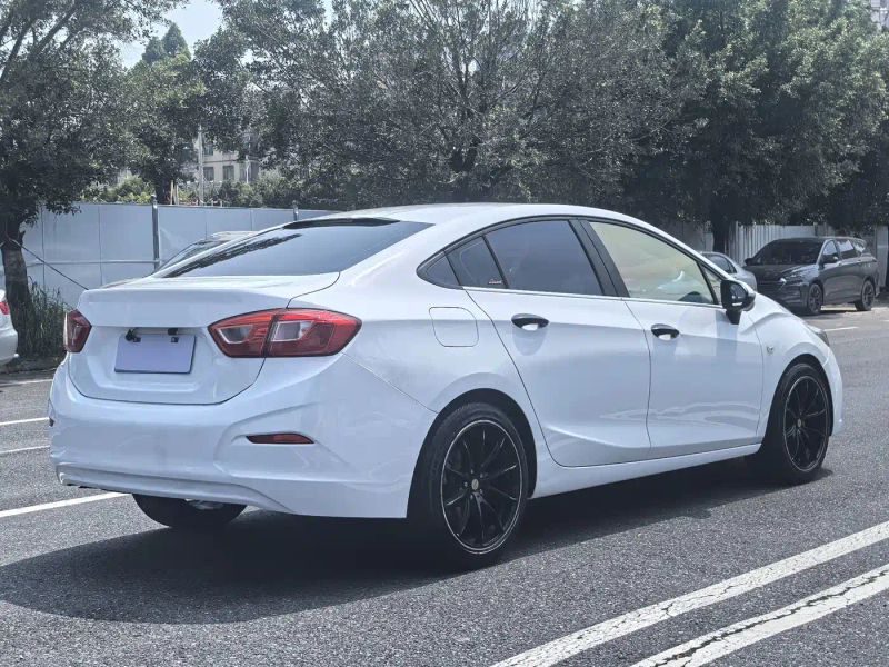 Chevrolet cruze