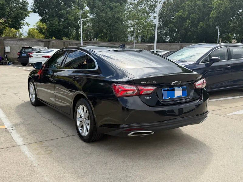 Chevrolet xl