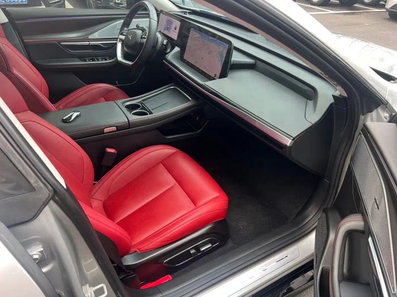 Xpeng p7