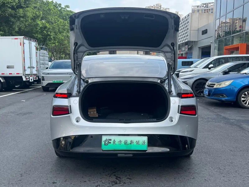 Xpeng p7