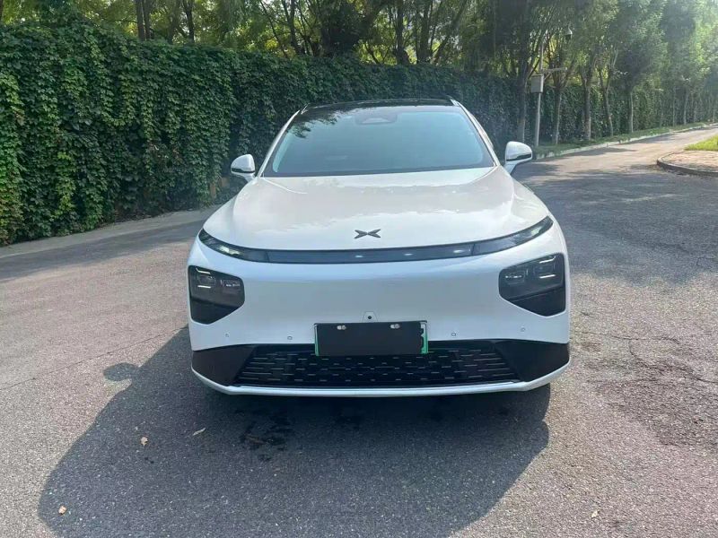 Xpeng g9