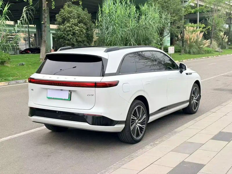 Xpeng g9