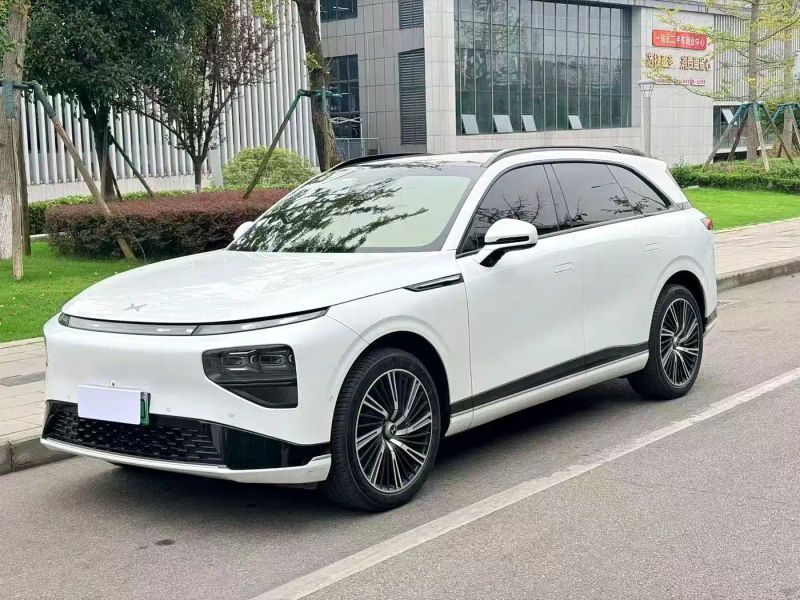 Xpeng g9