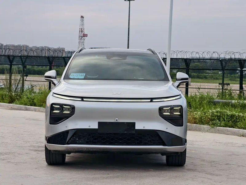 Xpeng g9