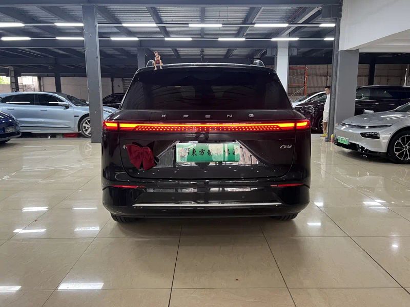 Xpeng g9