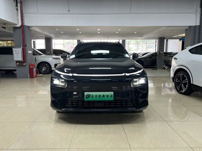 Xpeng g9