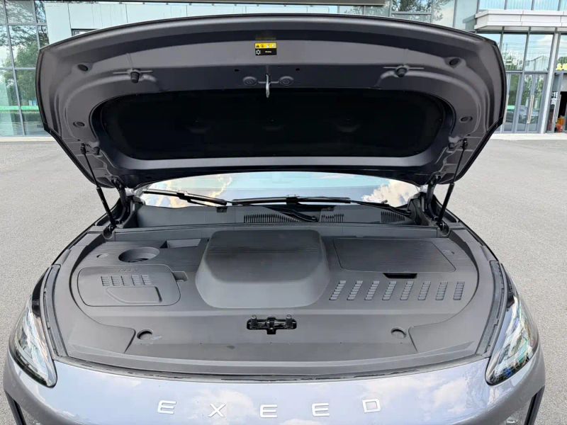 Exeed et5