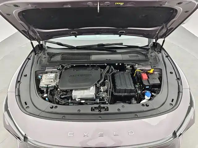 Exeed es