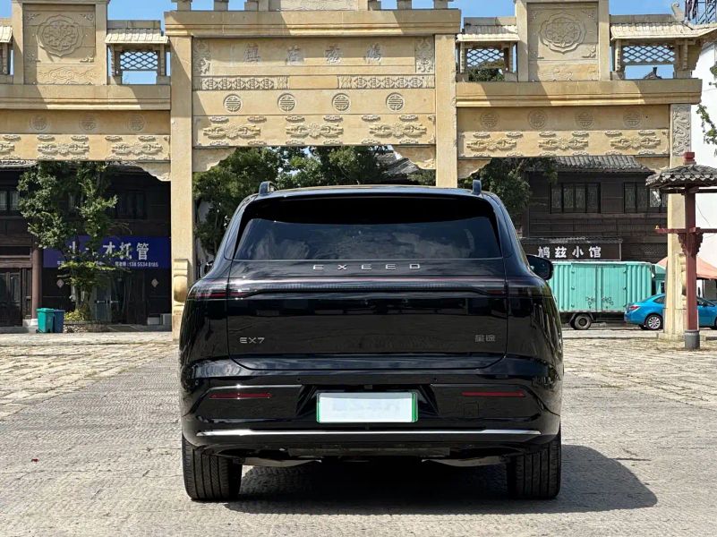 Exeed ex7